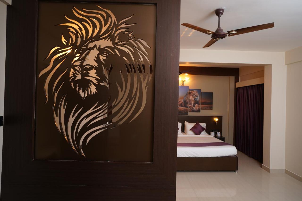 Neyyar Residency Hotell Neyyattinkara Eksteriør bilde